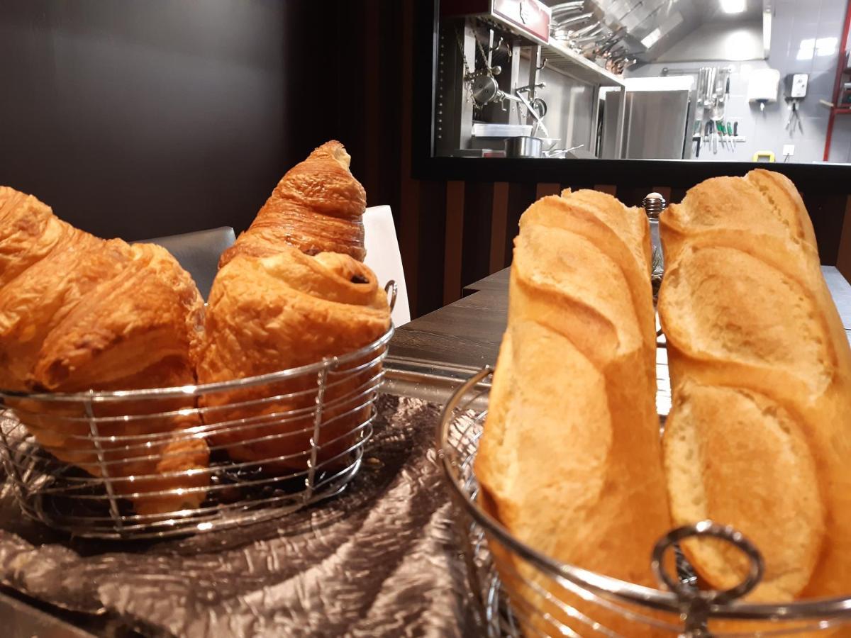 La Papillote Hotel Charleville-Mezieres Bagian luar foto