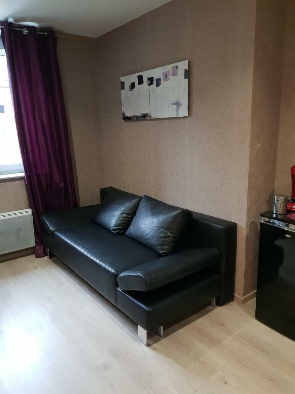 La Papillote Hotel Charleville-Mezieres Bagian luar foto